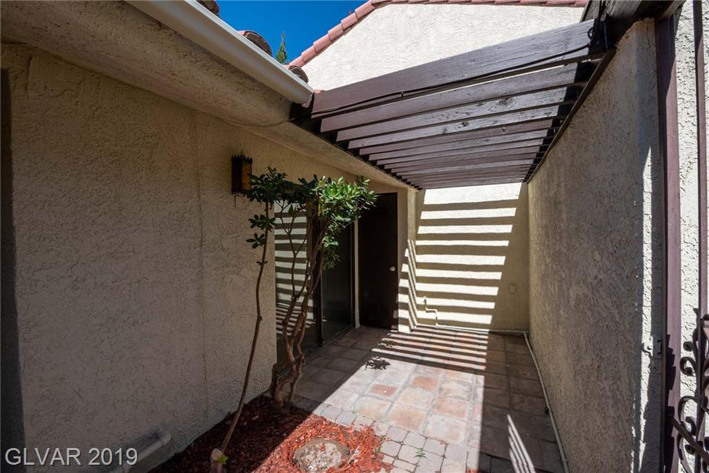 2841 Glendevon Circle Henderson, NV 89014 - Photo 4 of 50