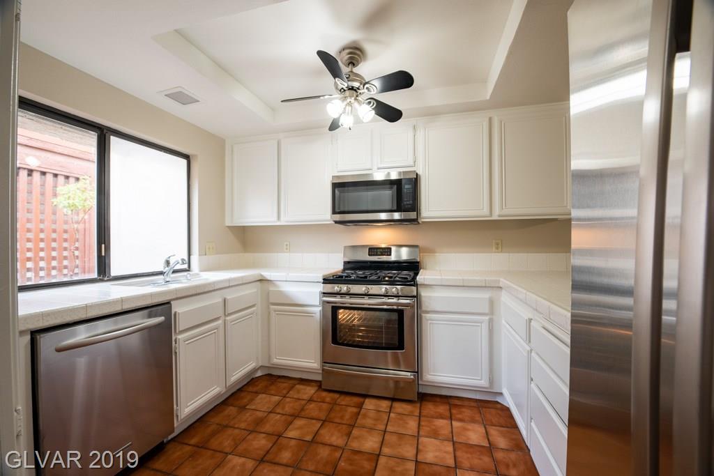 2841 Glendevon Circle Henderson, NV 89014 - Photo 7 of 50