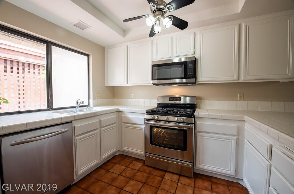 2841 Glendevon Circle Henderson, NV 89014 - Photo 8 of 50