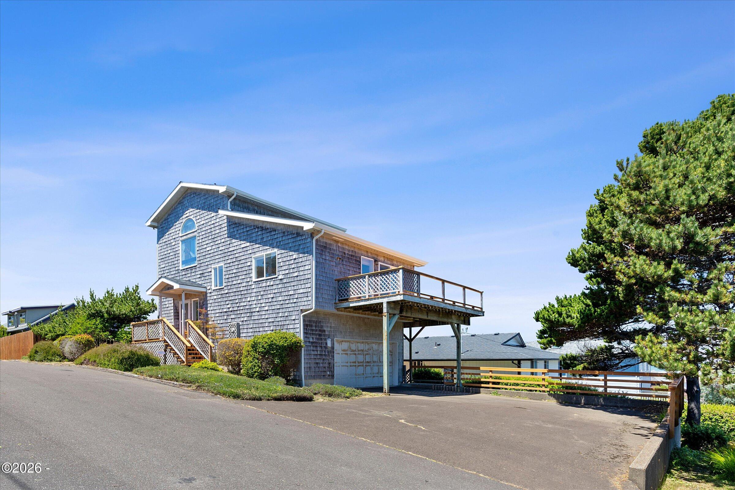 935 Southwest 7th Street Lincoln City, OR 97367 - Photo 6 of 50