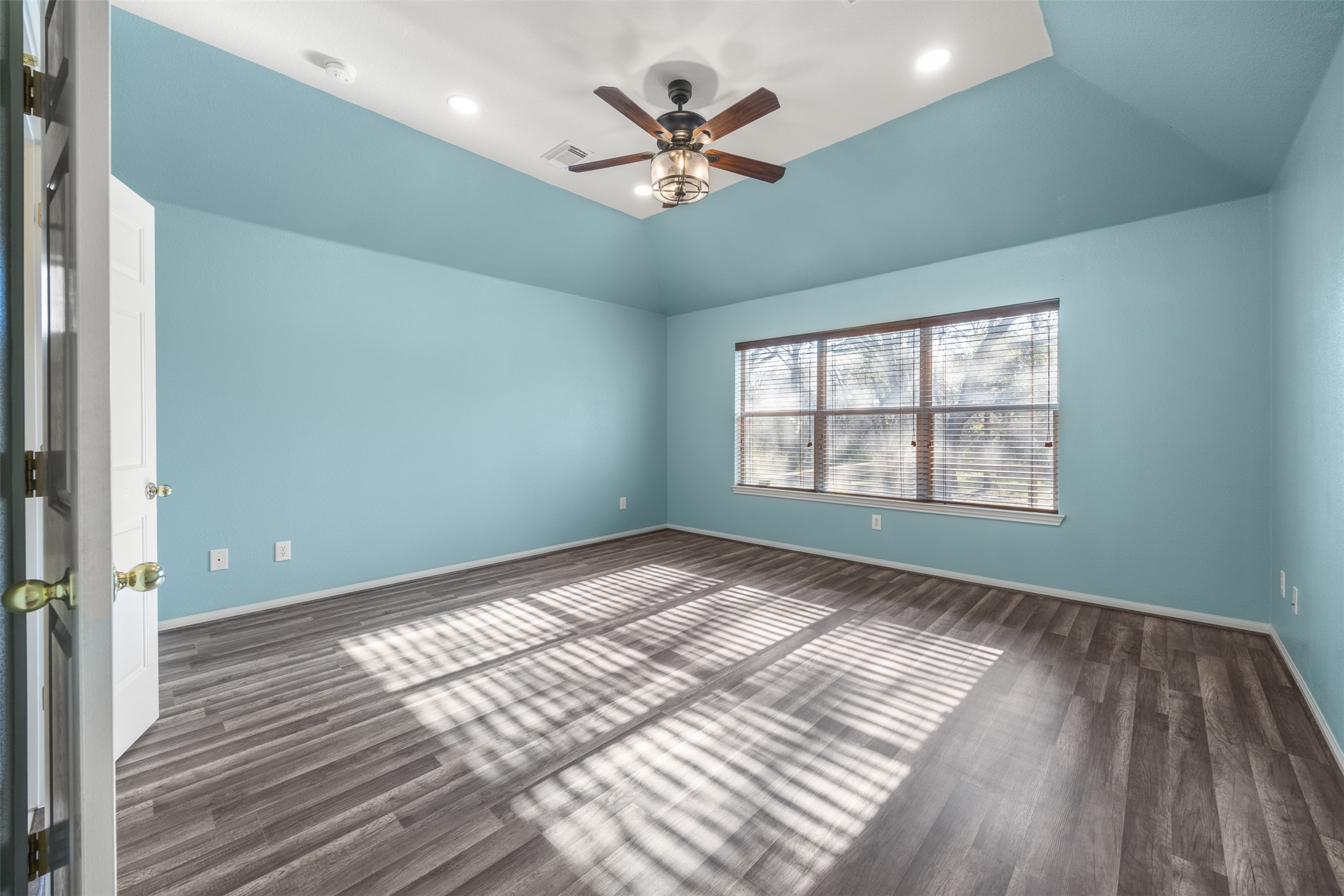 16023 Arbor Trail Buda, TX 78610 - Photo 13 of 23