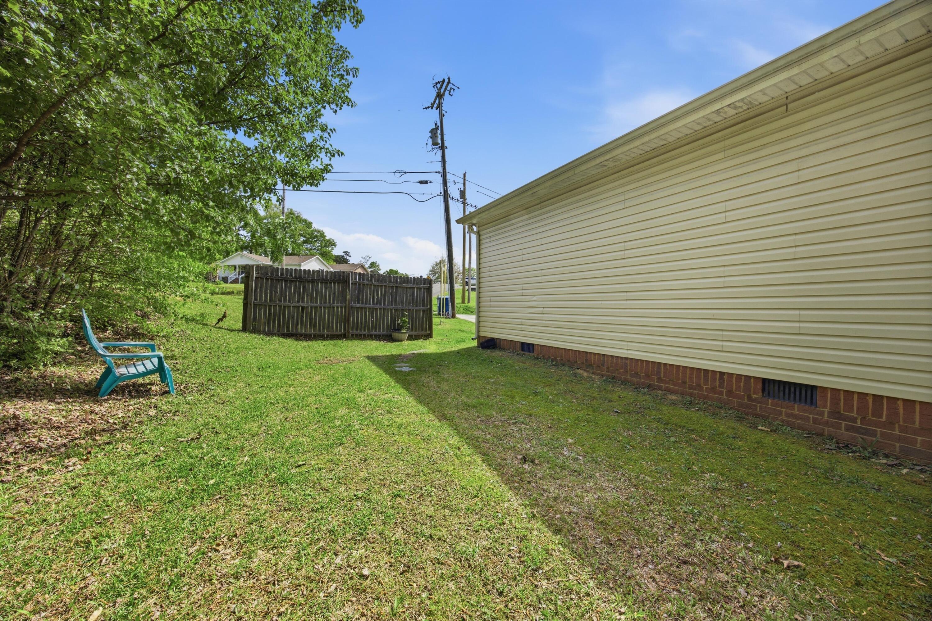327 Hogan Road Rossville, GA 30741 - Photo 5 of 35 06-327HoganRd_013