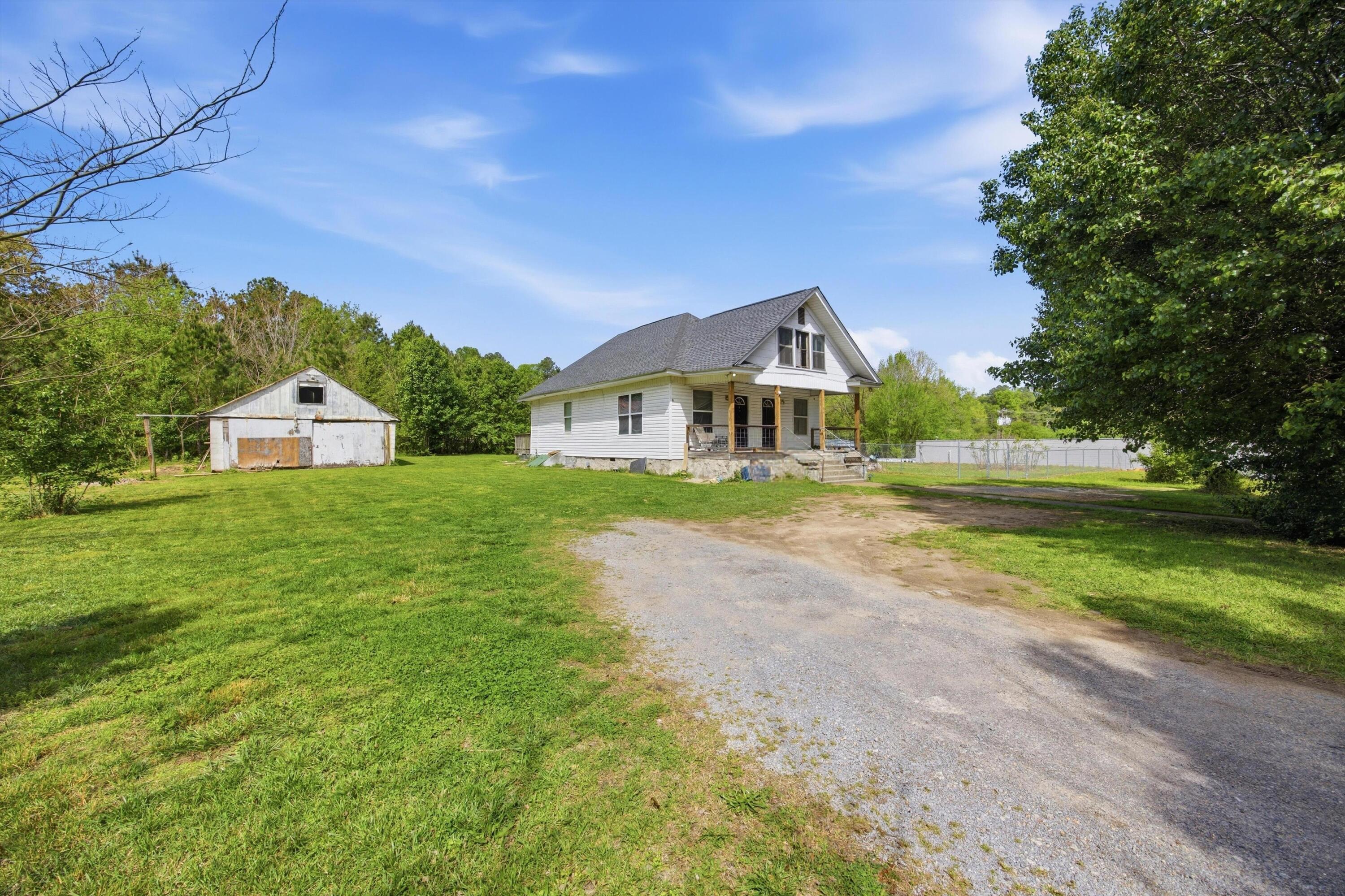 327 Hogan Road Rossville, GA 30741 - Photo 9 of 35 10-327HoganRd_001