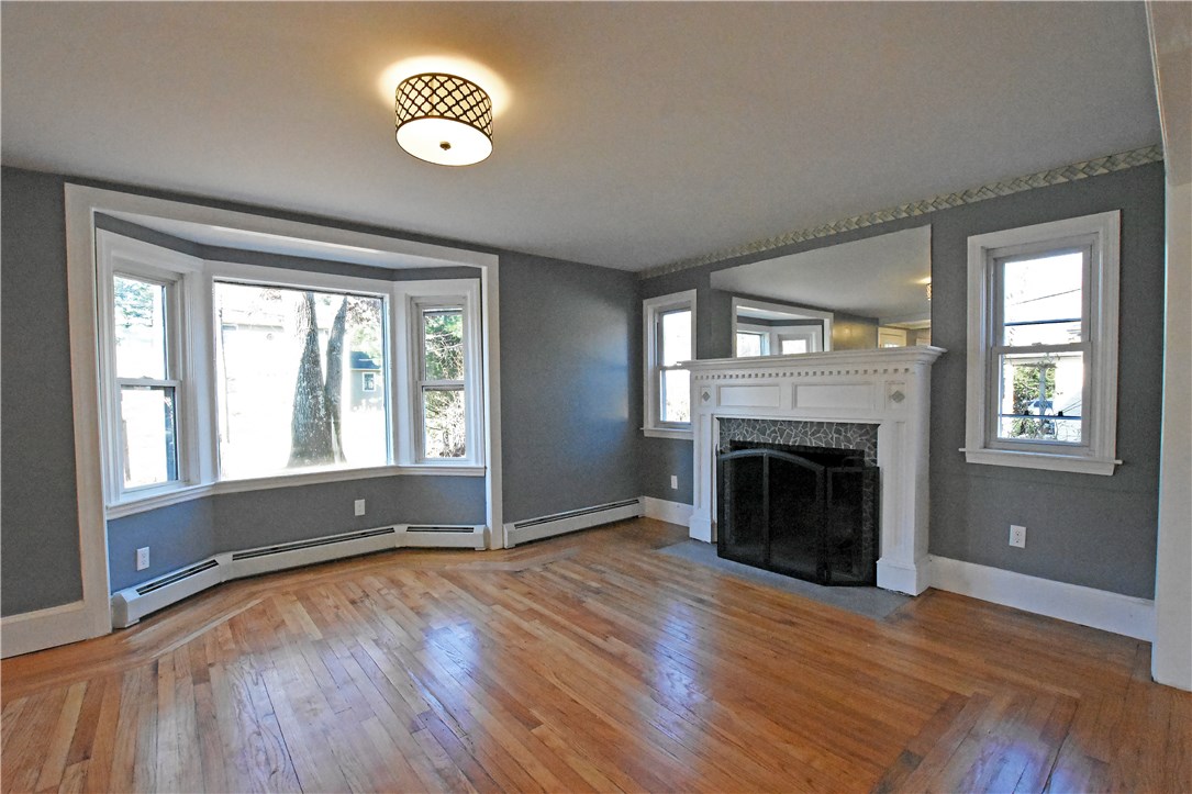 16 Steere Road Smithfield, RI 02828 - Photo 6 of 38