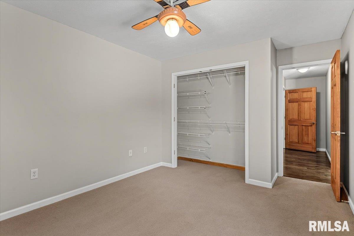 209 Huntington Road Chatham, IL 62629 - Photo 27 of 51