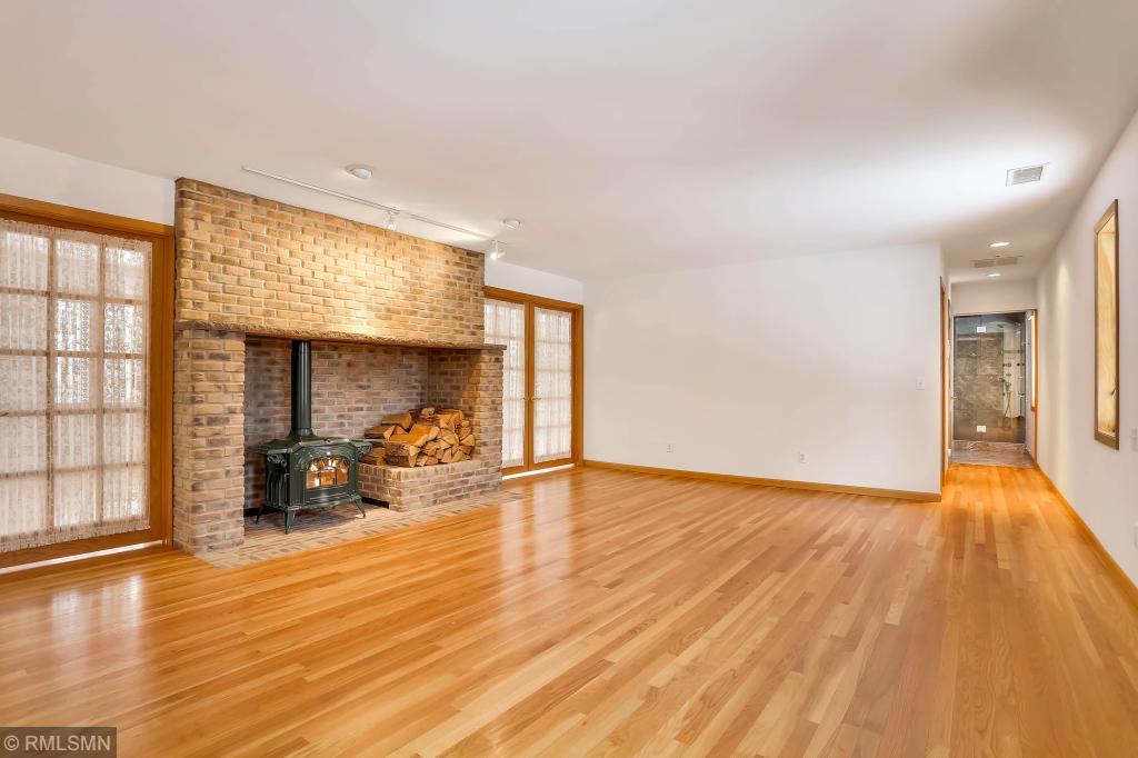 2855 Copeland Road Independence, MN 55359 - Photo 9 of 24
