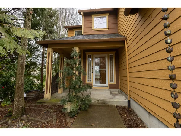 $494,950 | 15102 Southeast Myra Lane, Clackamas, OR 97015