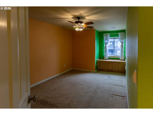 $494,950 | 15102 Southeast Myra Lane, Clackamas, OR 97015