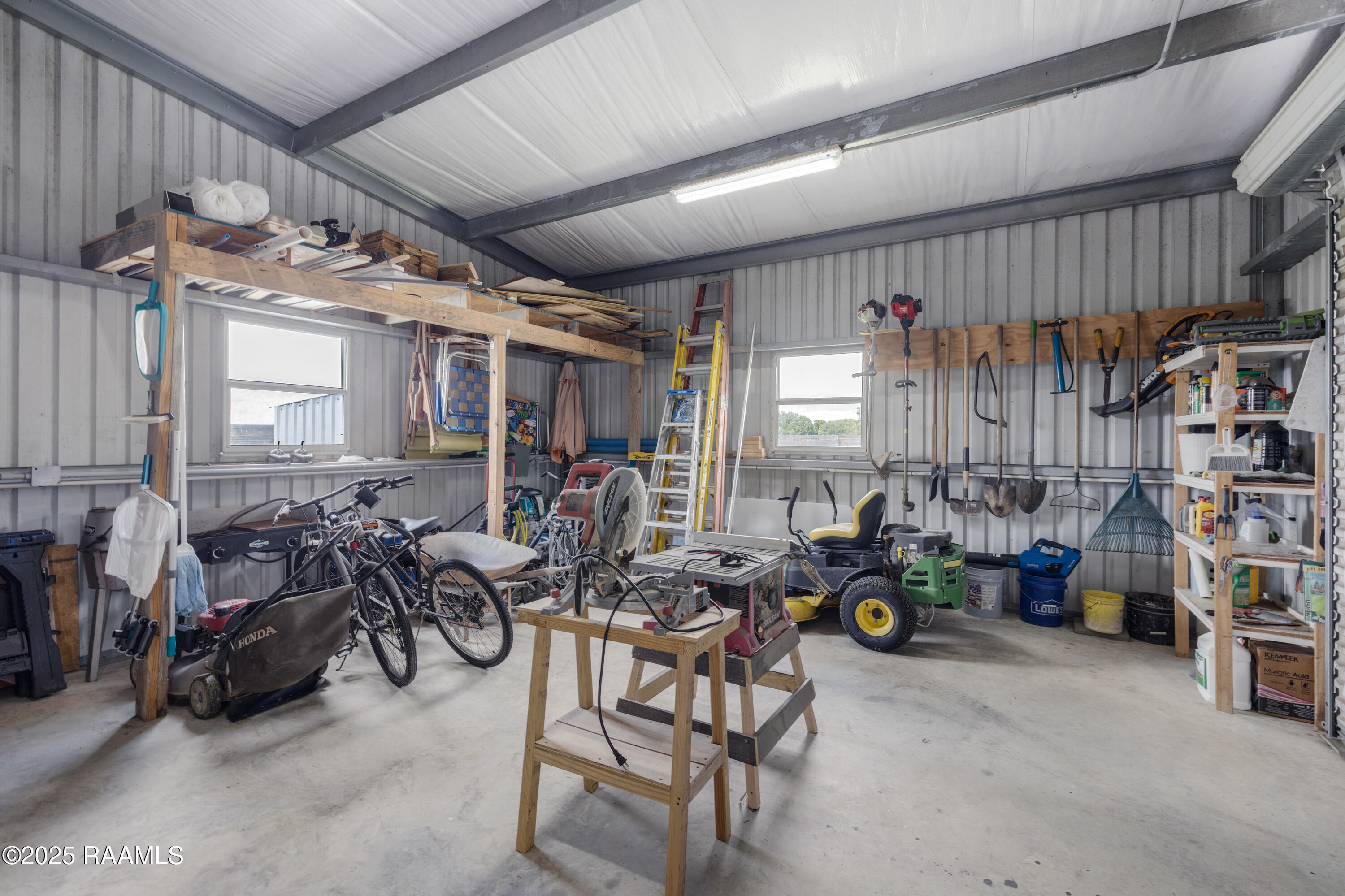 3703 Daspit Road New Iberia, LA 70563 - Photo 36 of 43 Workshop