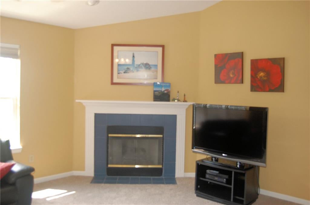 12926 Dellinger Drive Fishers, IN 46038 - Photo 13 of 25