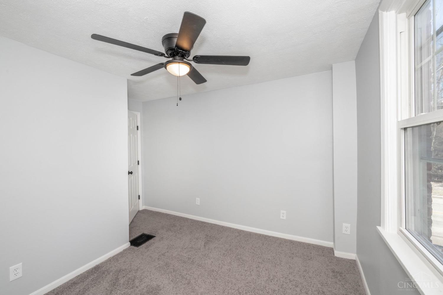 4219 Delhi Road Cincinnati, OH 45238 - Photo 30 of 51 Gallery Image 30