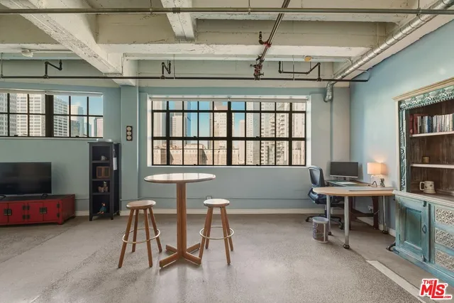 $2,700 | 312 West 5th Street, Unit 1101, Los Angeles, CA 90013