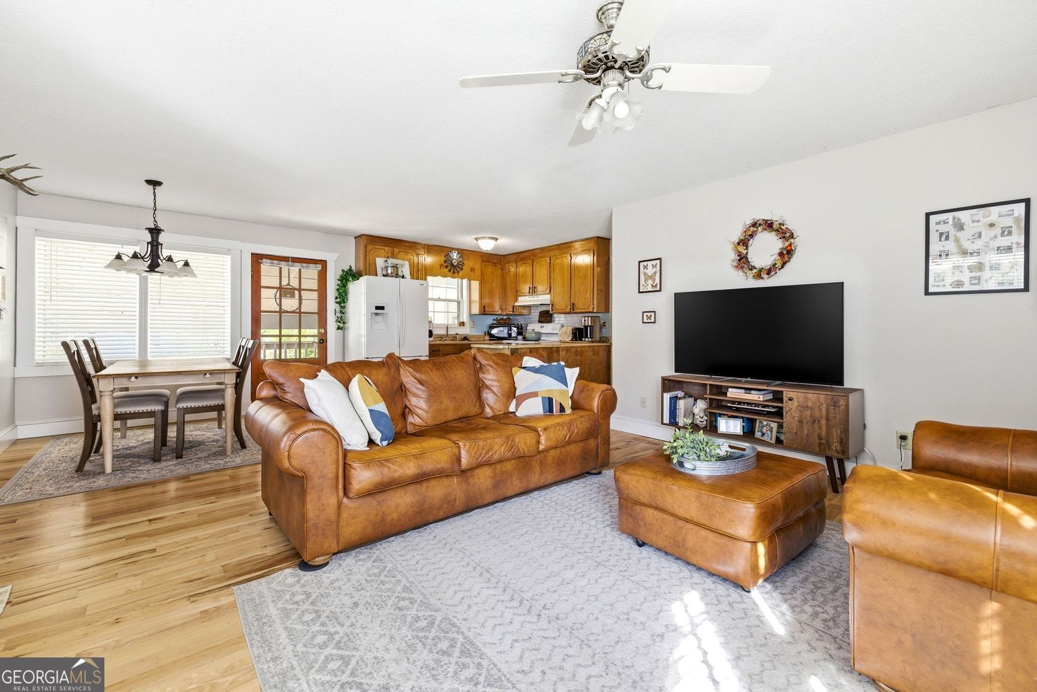 1193 Black Road Cleveland, GA 30528 - Photo 5 of 15 a living room with furniture and a flat screen tv