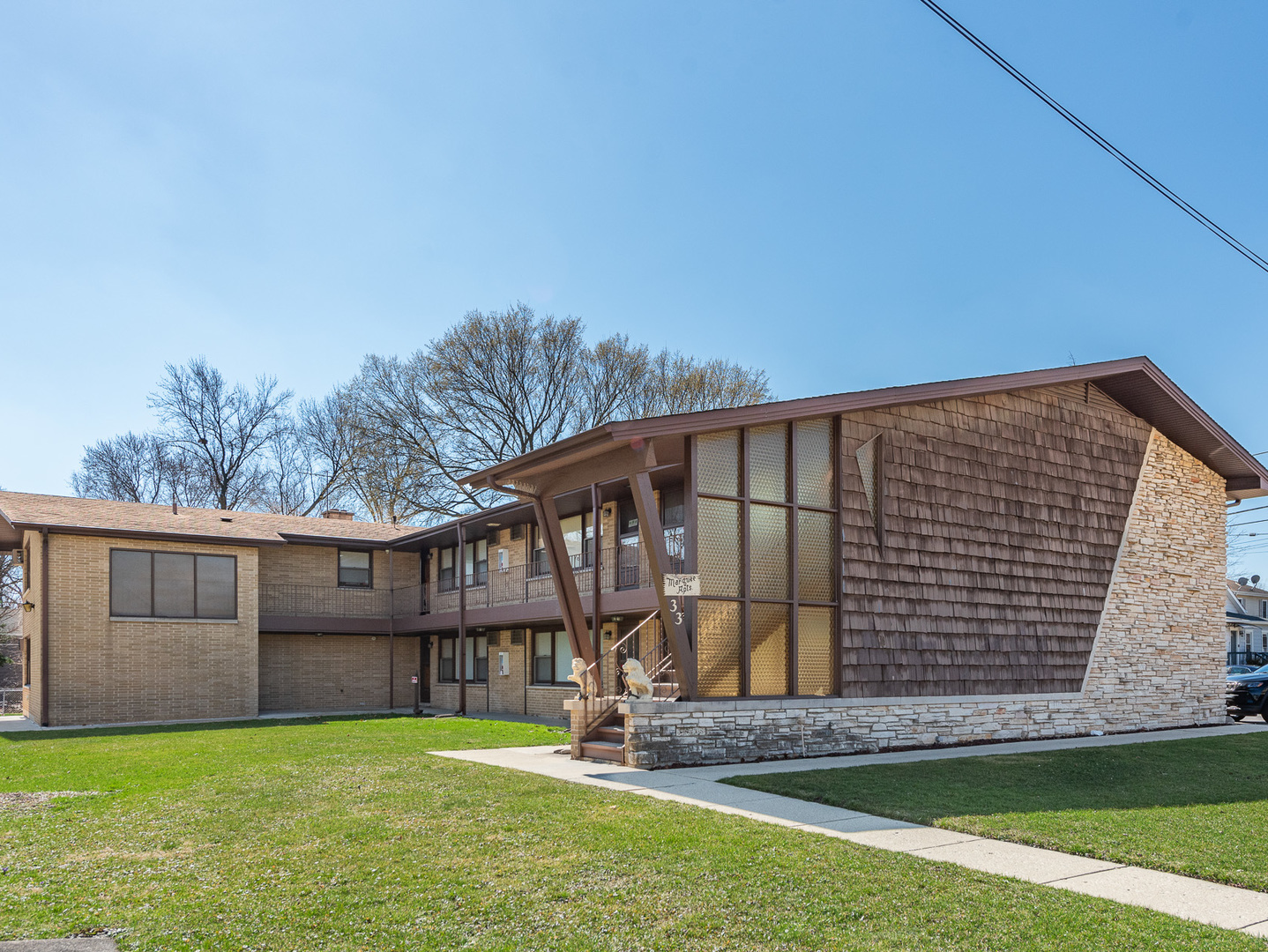 33 West Naperville Road Westmont, IL 60559 - Photo 4 of 11 Gallery Image 4