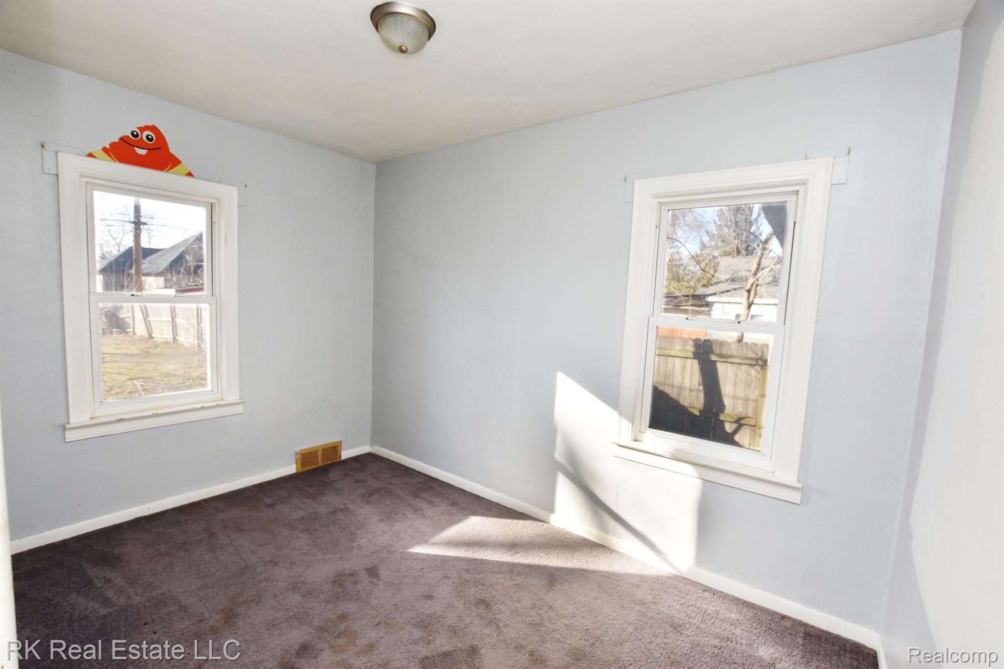 2860 Weaverton Rochester, MI 48307 - Photo 13 of 31 Gallery Image 13