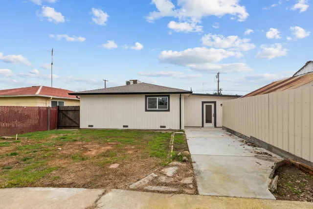 $439,000 | 6907 Coronation Court, Rio Linda, CA 95673