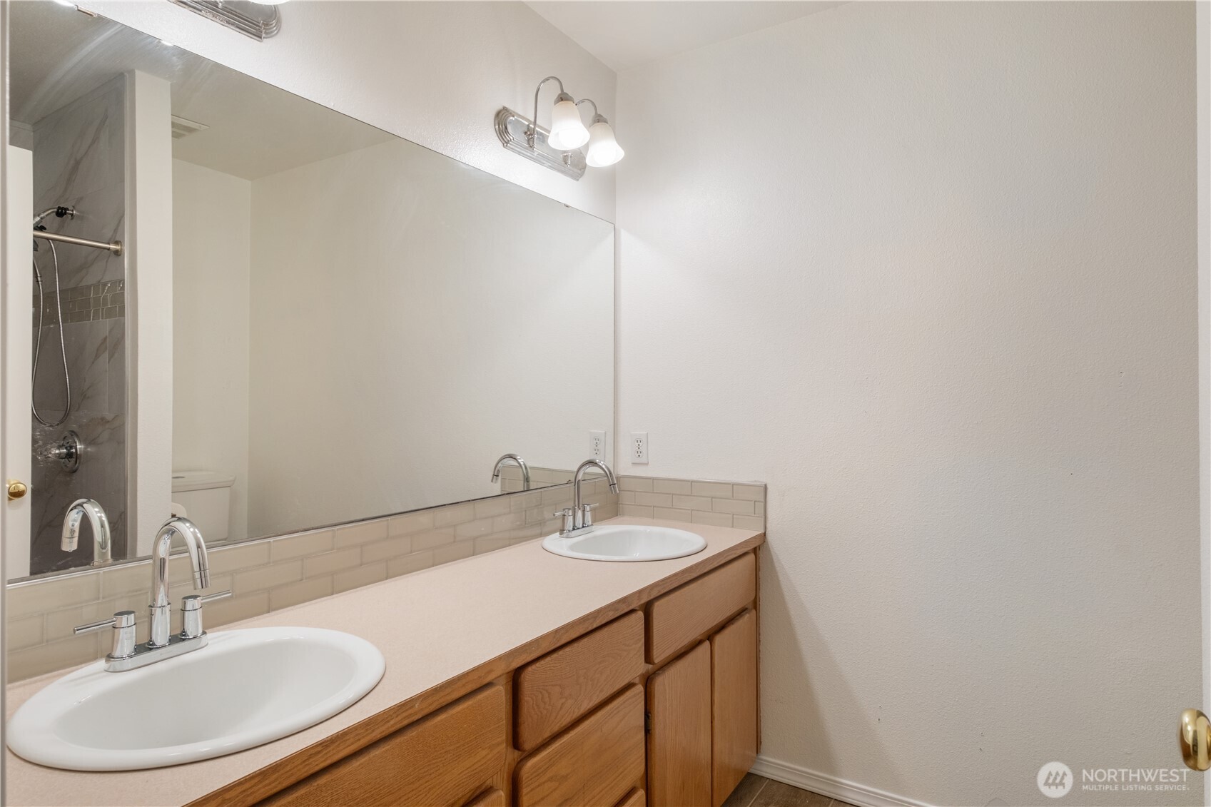 4628 Parker Road East Sumner, WA 98390 - Photo 16 of 34