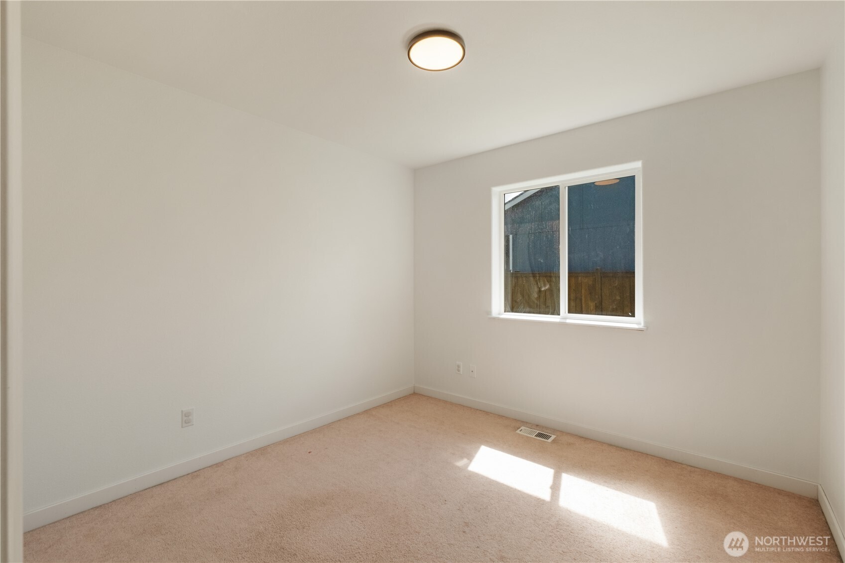 4628 Parker Road East Sumner, WA 98390 - Photo 20 of 34