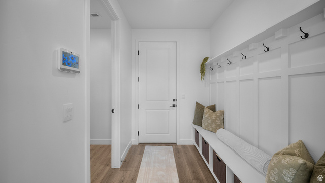 324 North Rhyolite Drive, Unit 87 Hurricane, UT 84737 - Photo 15 of 33 Mudroom featuring light wood finished floors