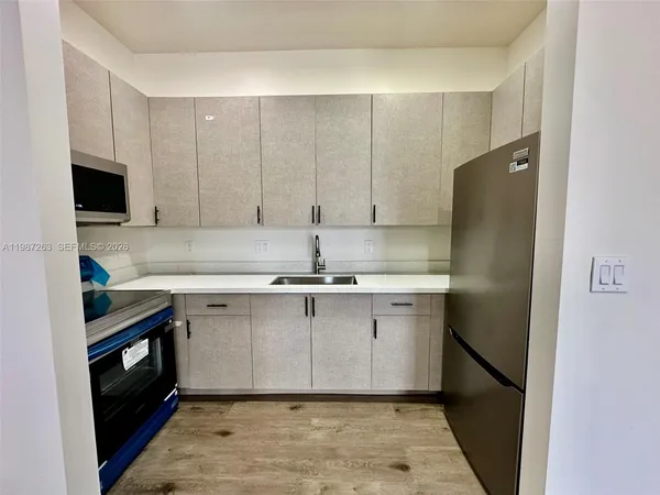 $3,500 | 2399 Northwest 105th Street, Unit 1, Miami, FL 33147