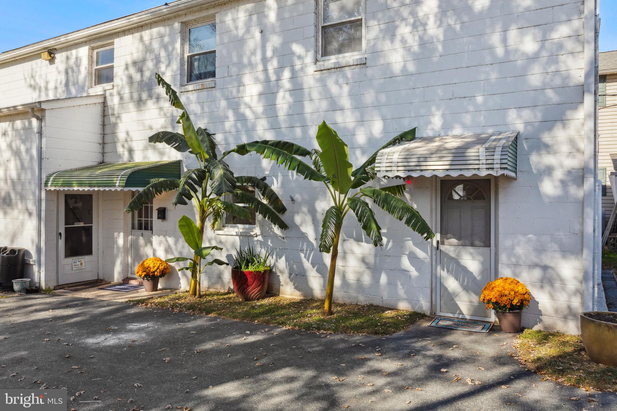 Main Level Waterfront Living