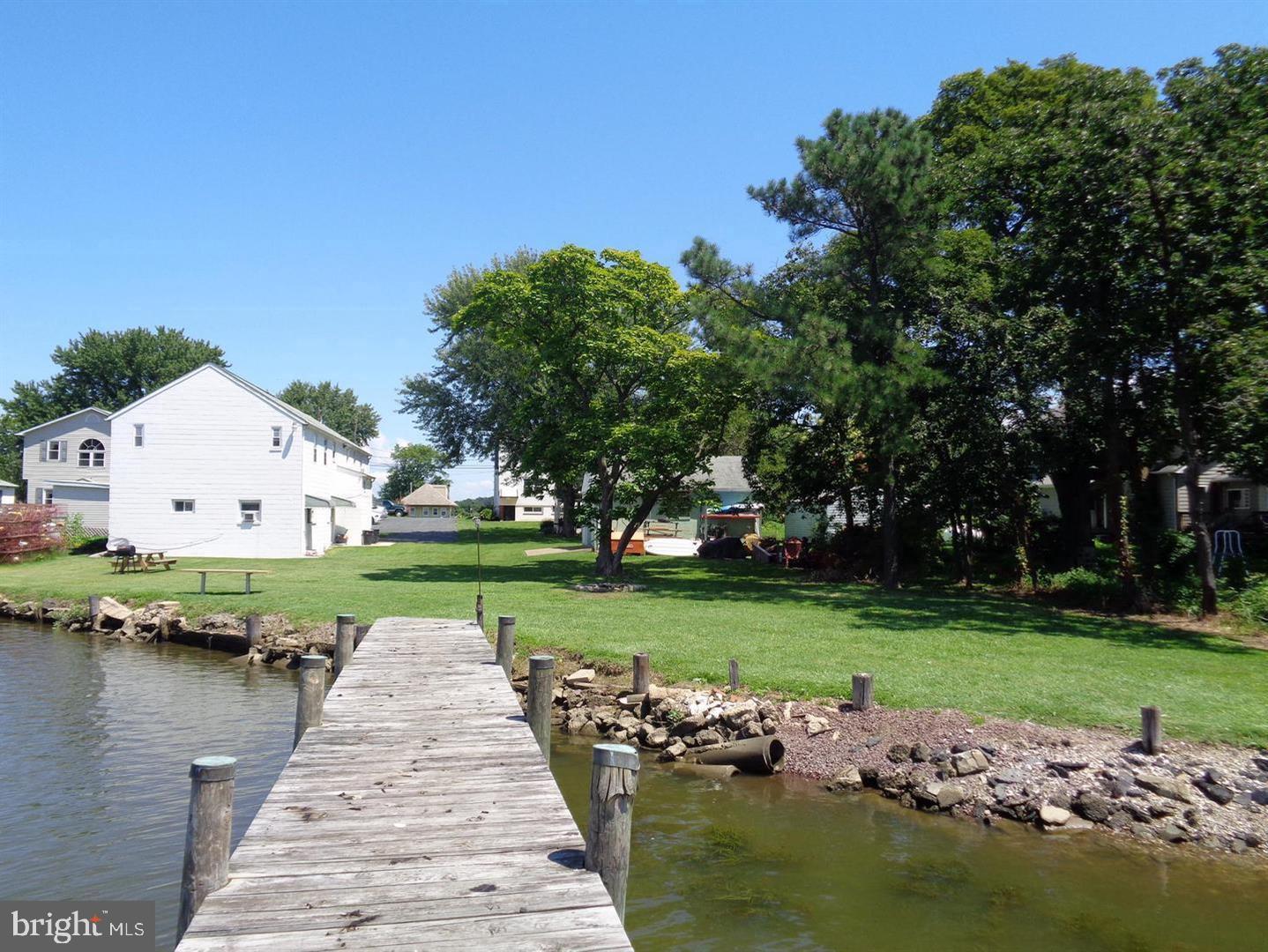 7823 Denton Avenue, Unit 5 Sparrows Point, MD 21219 - Photo 27 of 43 Shared Pier