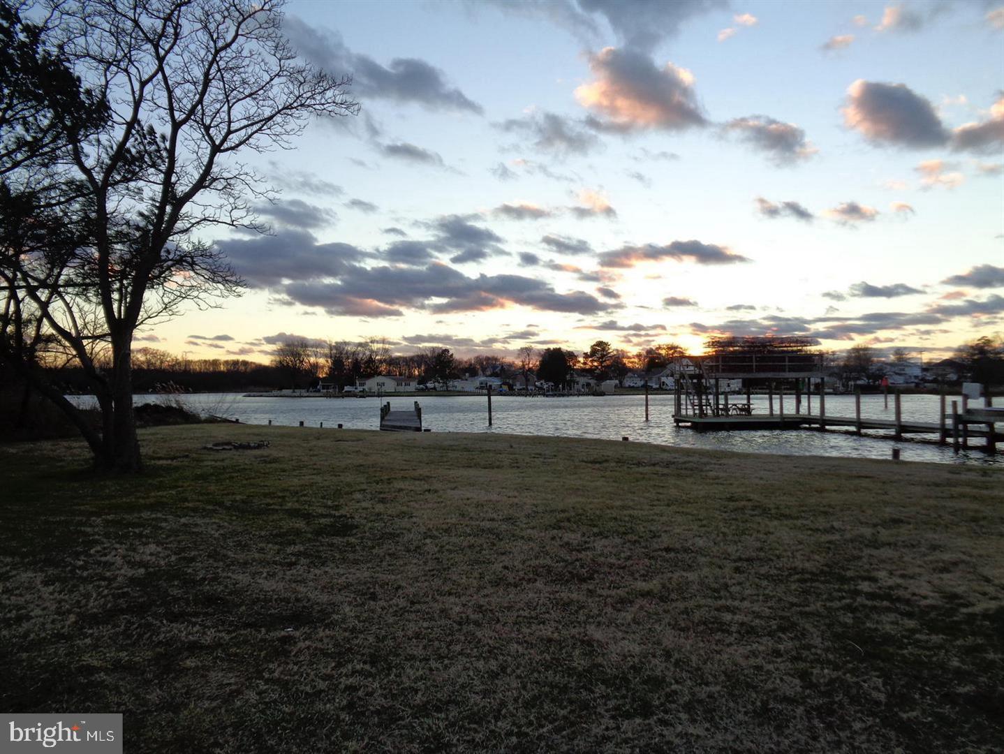 7823 Denton Avenue, Unit 5 Sparrows Point, MD 21219 - Photo 40 of 43 Winter Sky