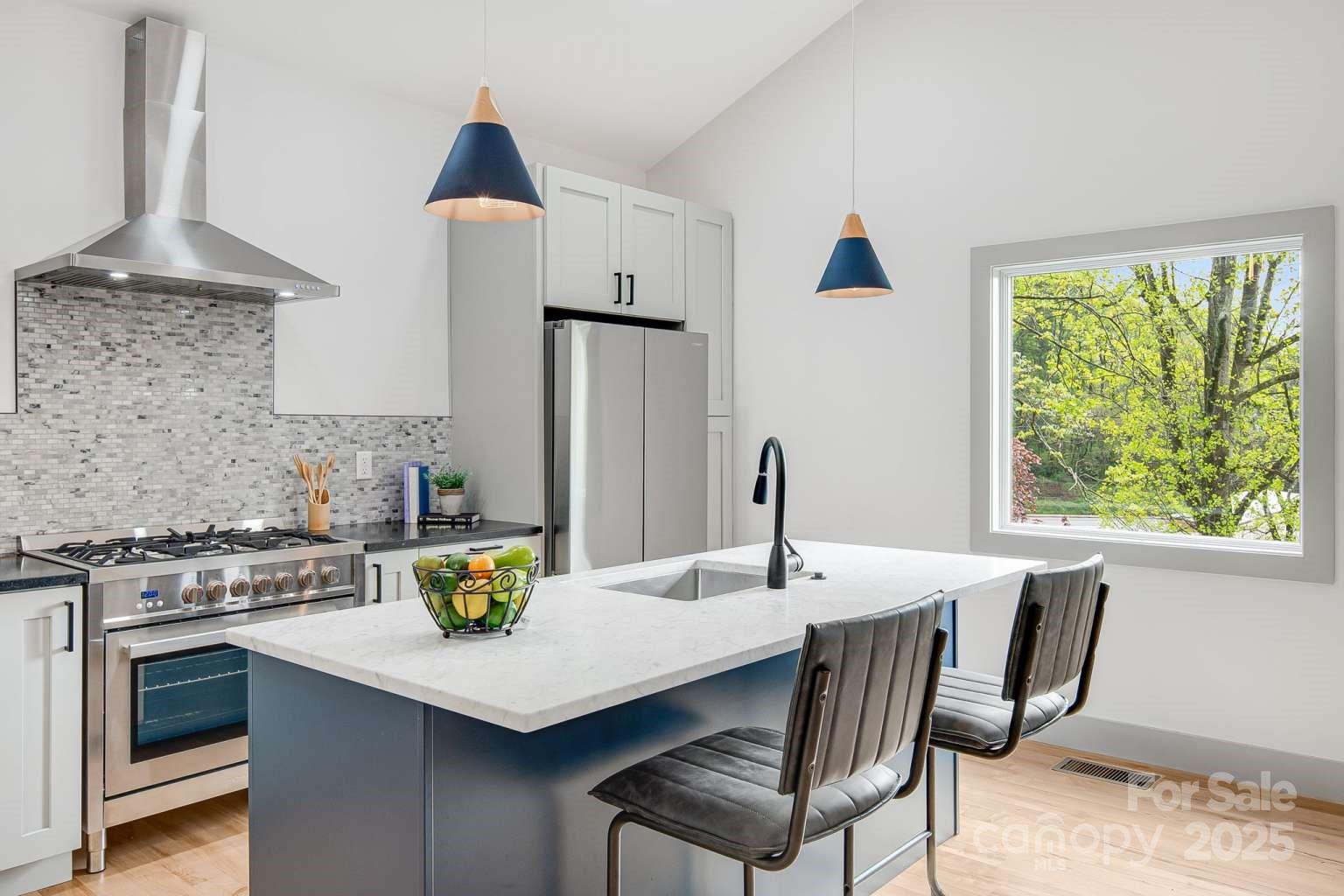 147 Laurel Loop Asheville, NC 28806 - Photo 7 of 25