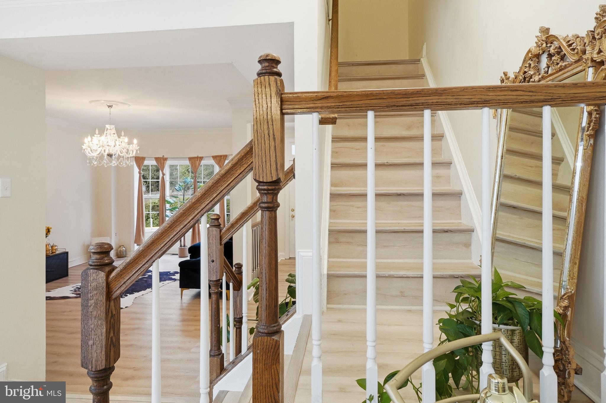 6524 Milva Lane Springfield, VA 22150 - Photo 22 of 47 a view of a balcony with staircase