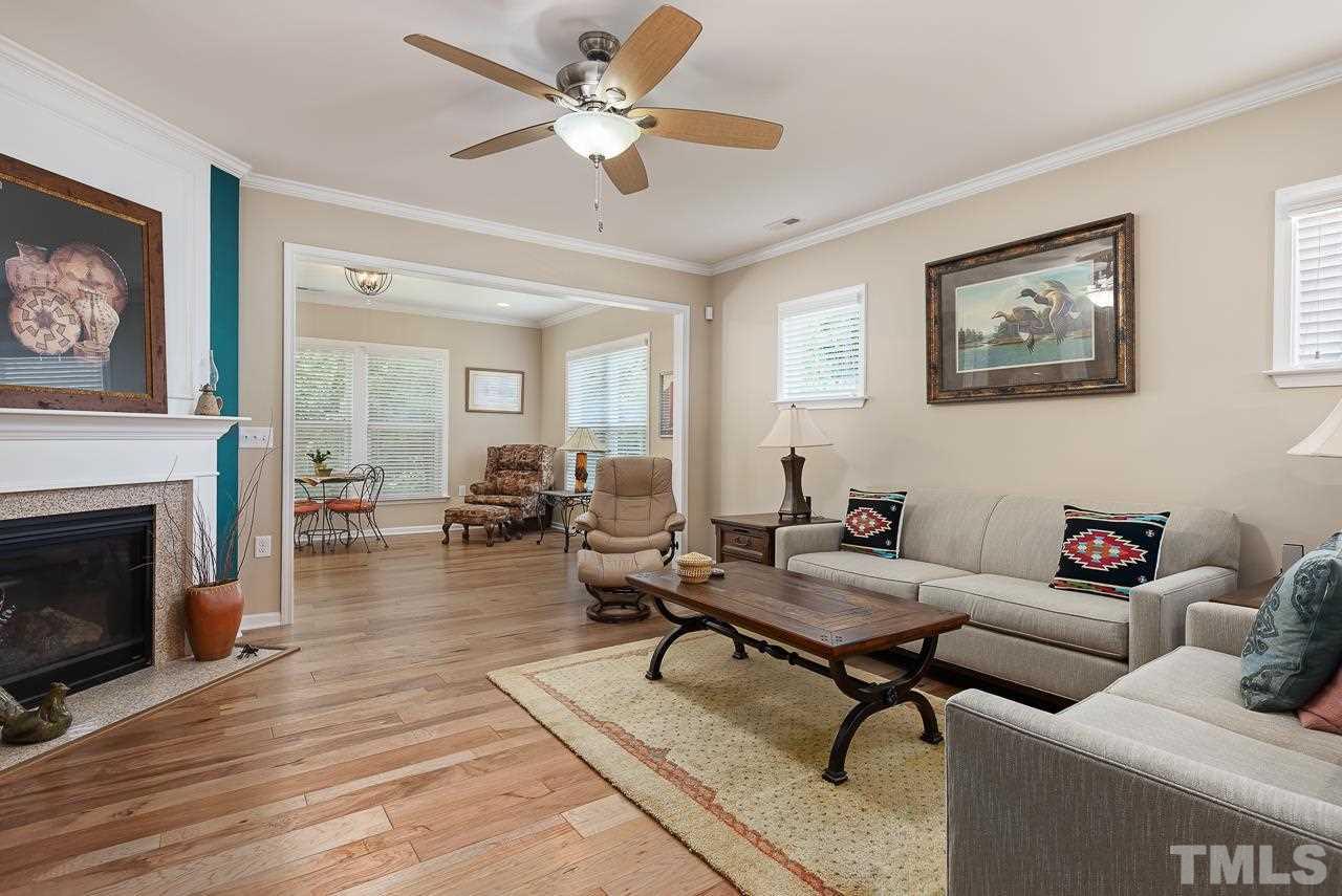 613 Tuttle Road Durham, NC 27703 - Photo 4 of 30 Sitting room, office, formal dining - you name it!