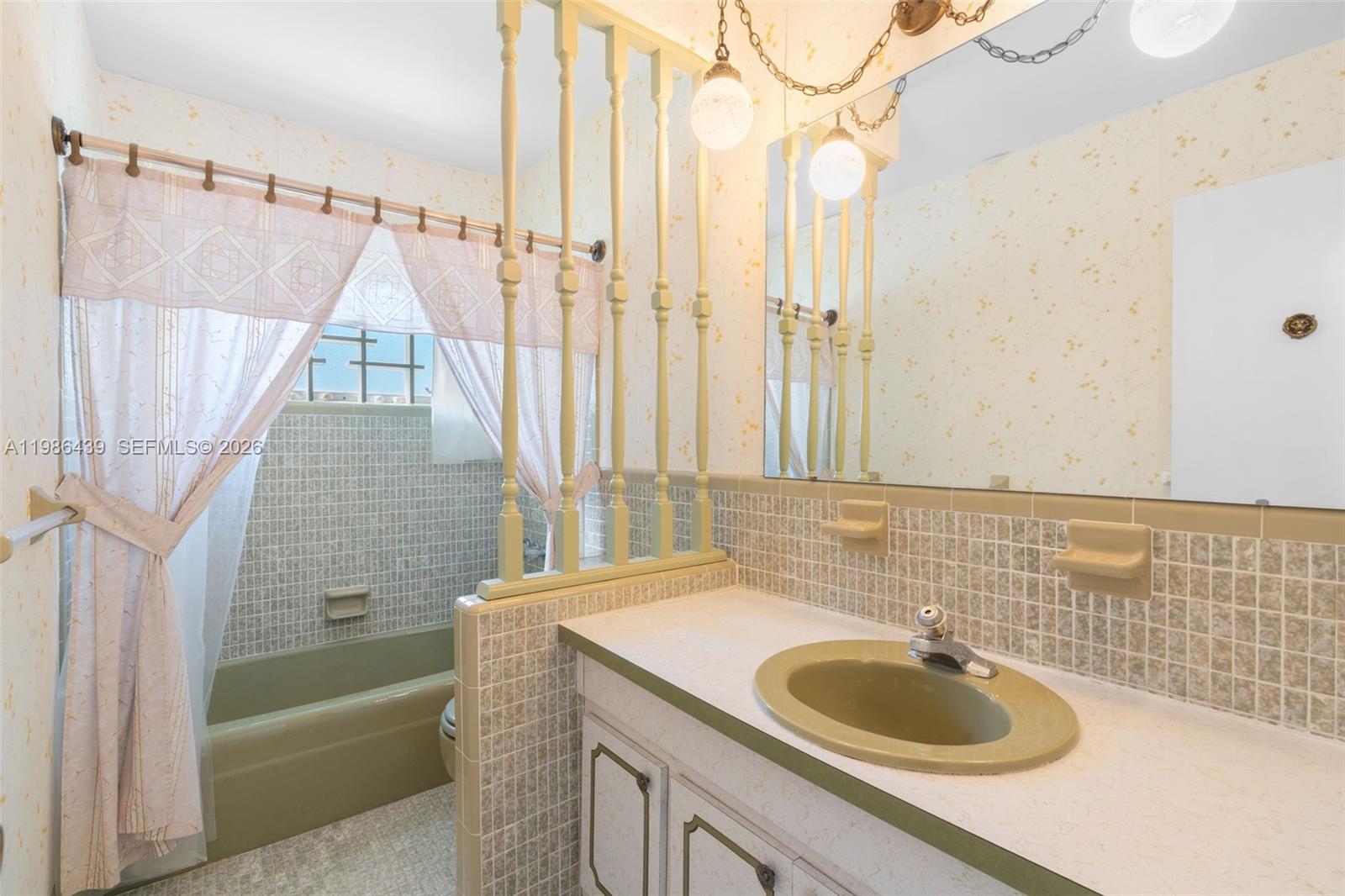 815 Southwest 50th Terrace Margate, FL 33068 - Photo 21 of 40