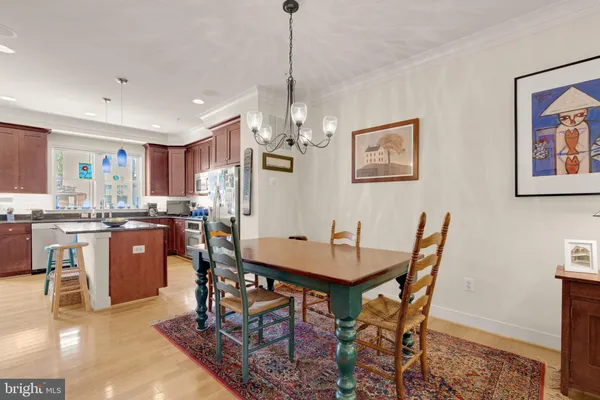 $1,250,000 | 1011 3rd Place Southeast, Washington, DC 20003