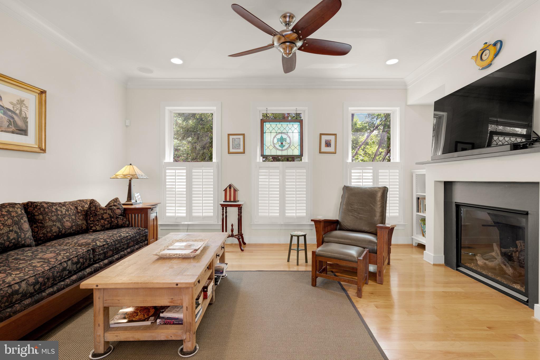 1011 3rd Place Southeast Washington, DC 20003 - Photo 13 of 30