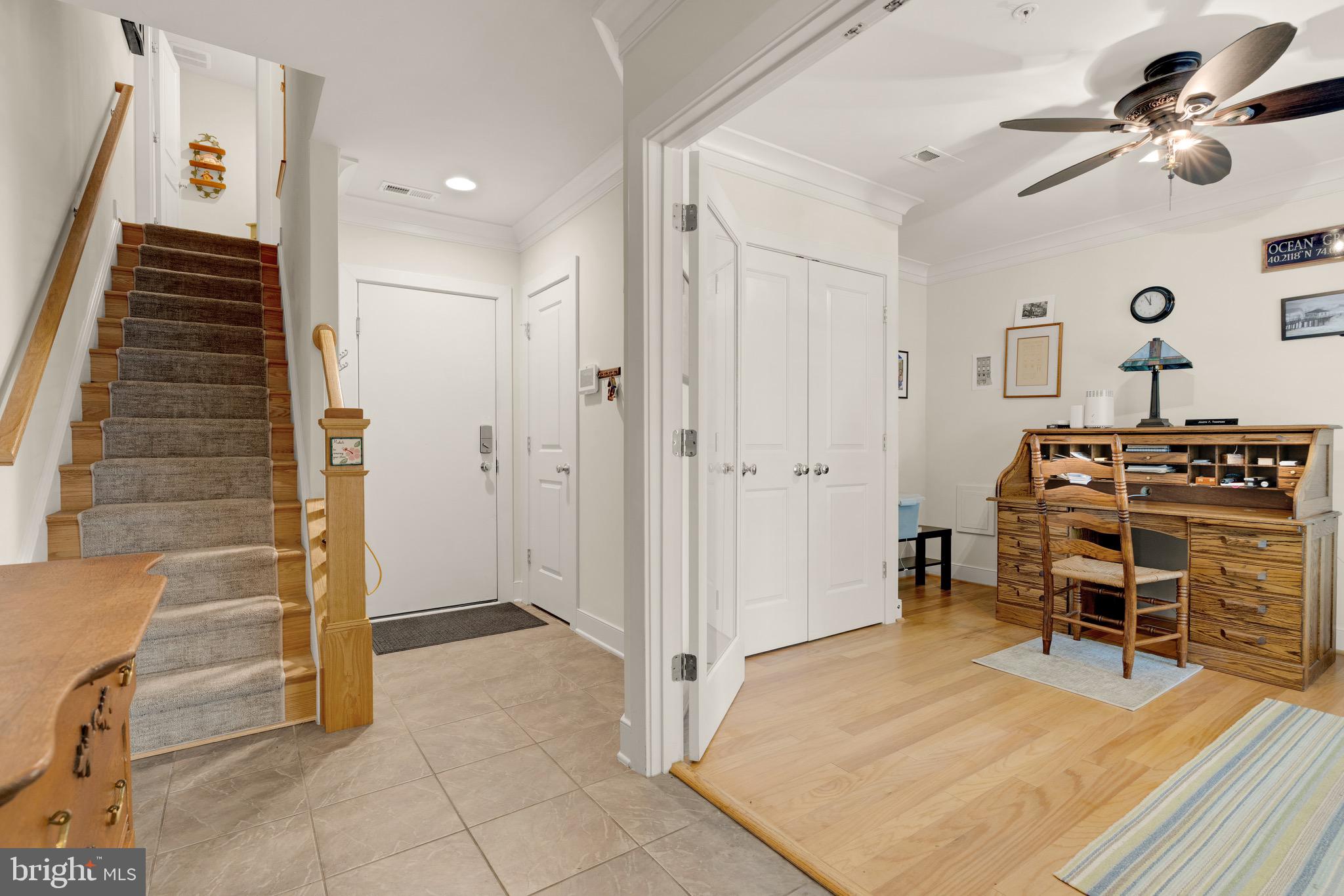 1011 3rd Place Southeast Washington, DC 20003 - Photo 3 of 30