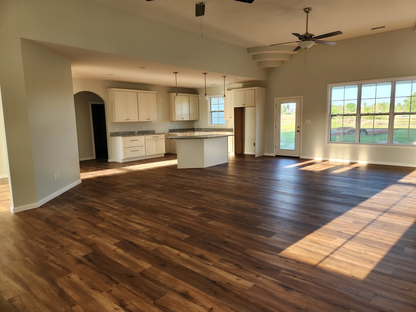 3946 Childers Road Marion, IL 62959 - Photo 2 of 11