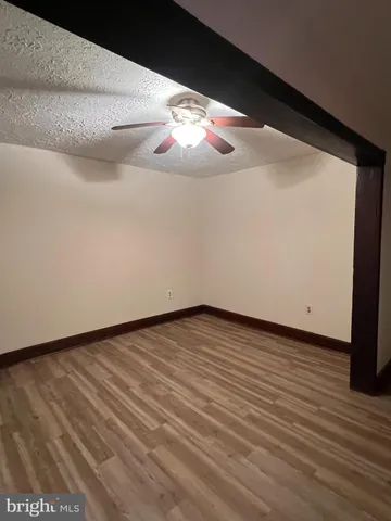 $1,300 | 204 North West Street, Charles Town, WV 25414