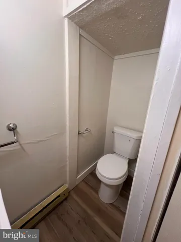 $1,300 | 204 North West Street, Charles Town, WV 25414