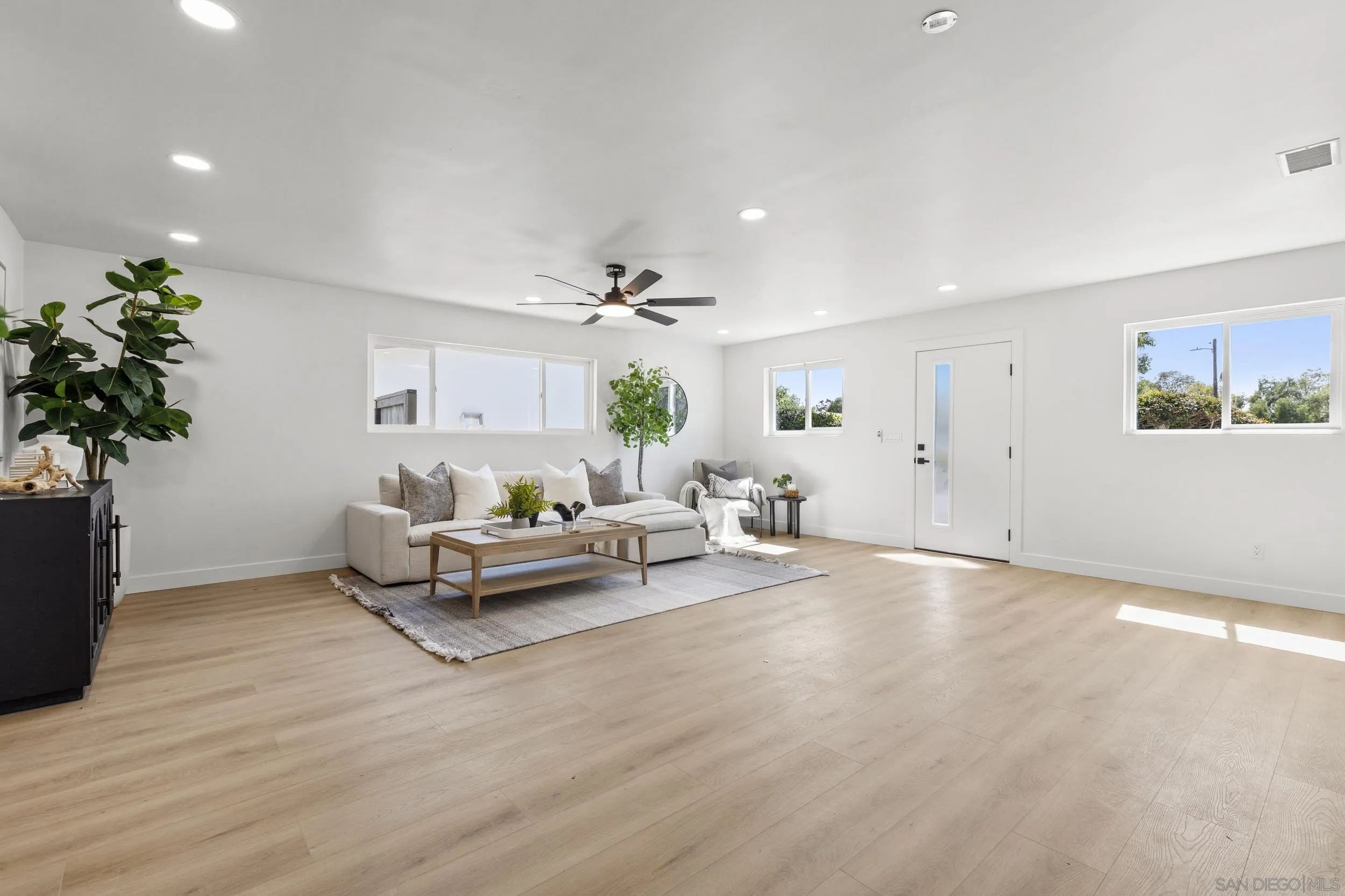 2846 Cedar Road Oceanside, CA 92056 - Photo 7 of 29