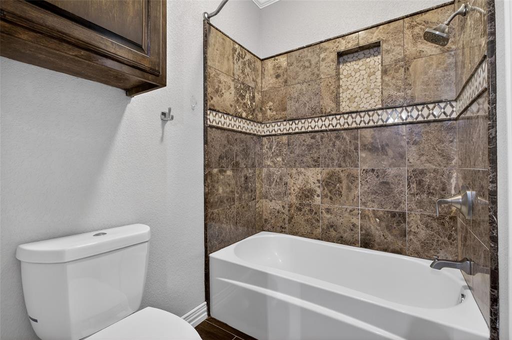 306 Garden Court Springtown, TX 76082 - Photo 32 of 39