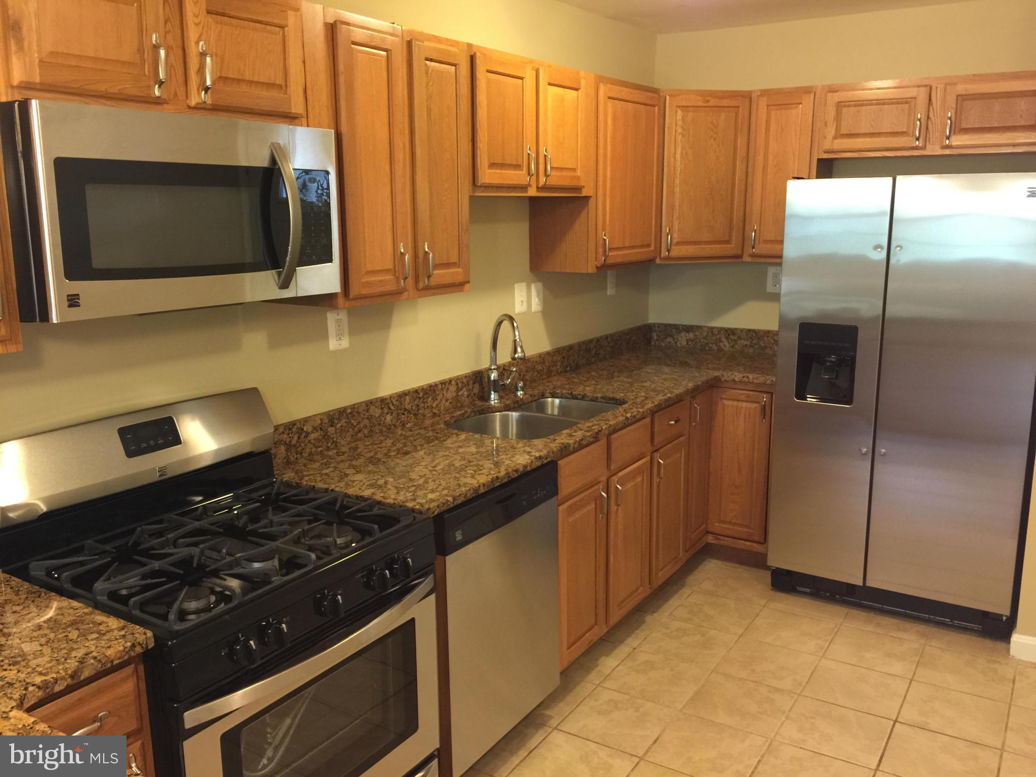 7531 Greenleaf Road Landover, MD 20785 - Photo 2 of 19 Kitchen