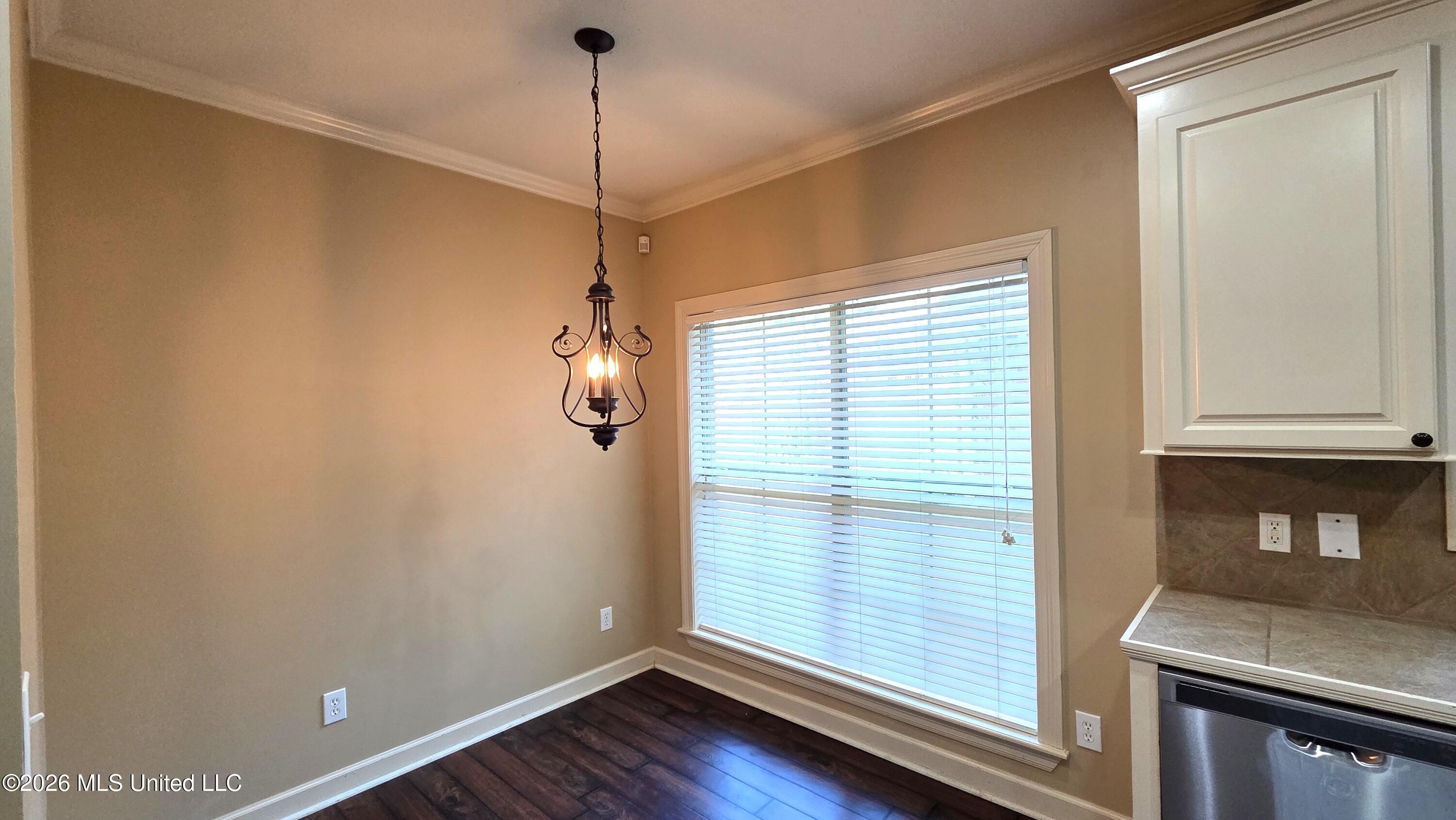 124 Cowles Creek Road Clinton, MS 39056 - Photo 11 of 42 BREAKFAST AREA