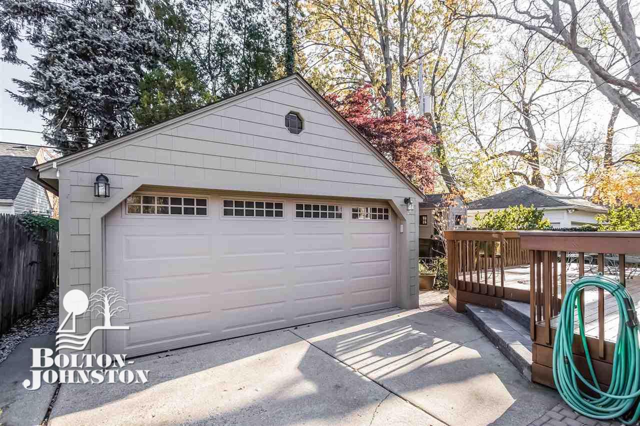 1366 Bishop Road Grosse Pointe Park, MI 48230 - Photo 36 of 50