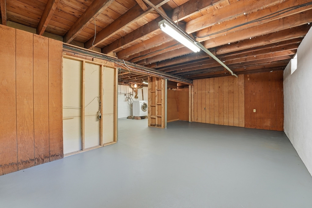 83 Druid Hill Road Springfield, MA 01129 - Photo 29 of 42