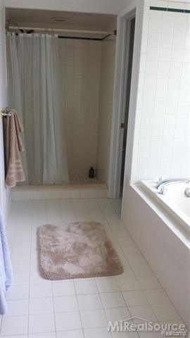 52072 Baker Road New Baltimore, MI 48047 - Photo 21 of 29 17.jpg
