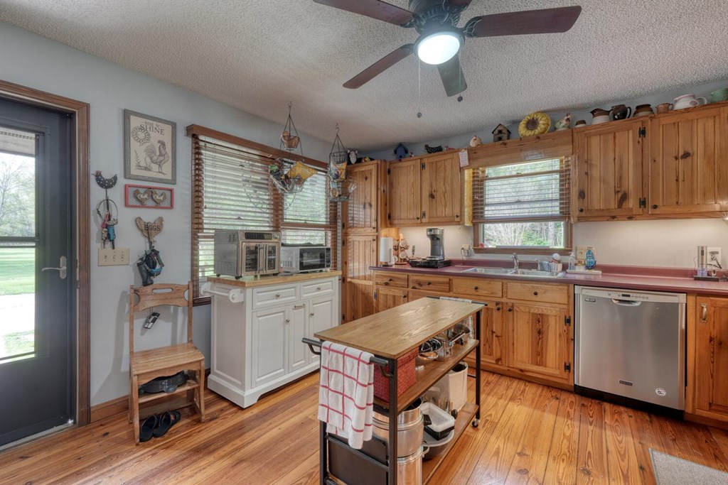 1908 Riverside Drive Hiawassee, GA 30546 - Photo 25 of 75