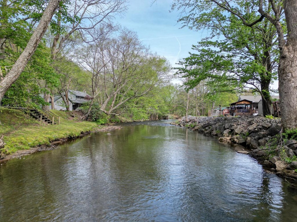 1908 Riverside Drive Hiawassee, GA 30546 - Photo 8 of 75