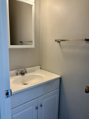 $1,000 | 113 East Moore Street, Tullahoma, TN 37388