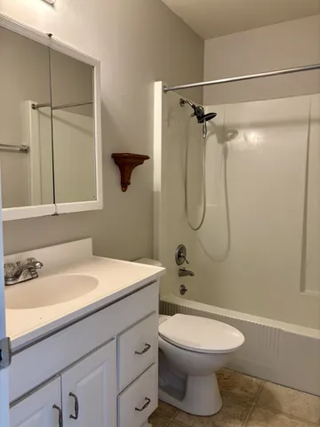 $1,000 | 113 East Moore Street, Tullahoma, TN 37388