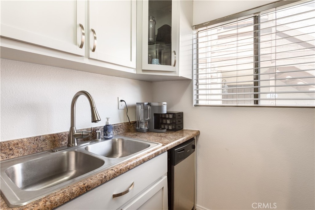2920 Briarwood Road, Unit I1 Bonita, CA 91902 - Photo 14 of 30