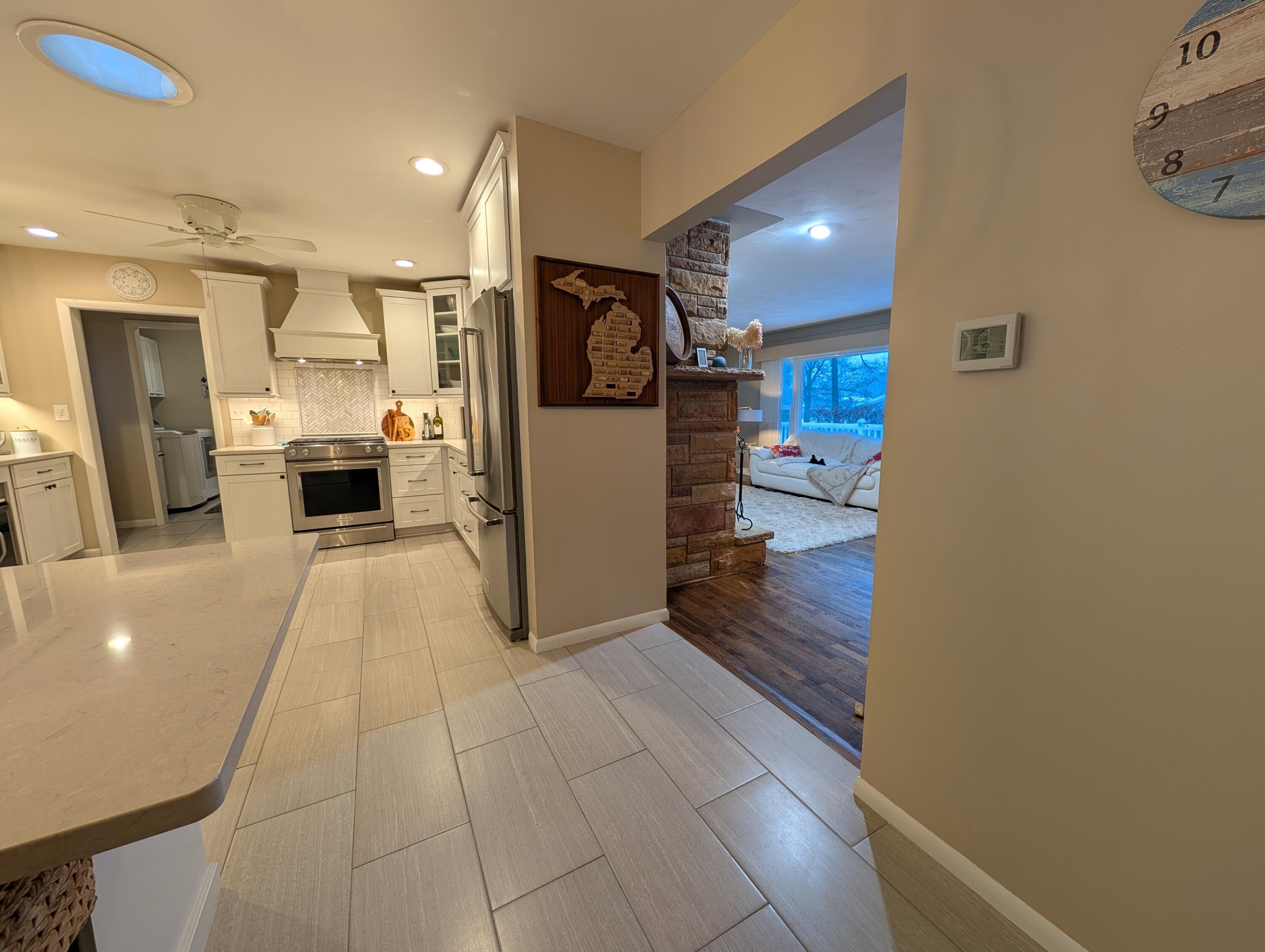 7030 North Maple Drive Coloma, MI 49038 - Photo 28 of 66 1000003546